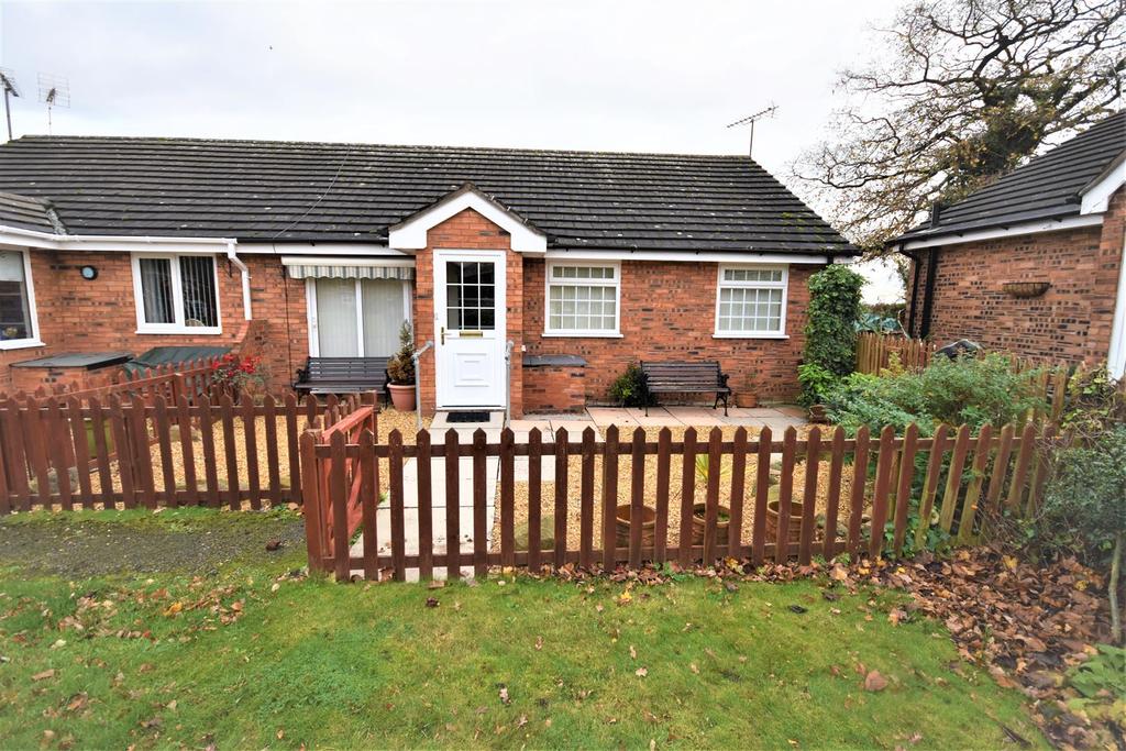 Vicarage Lane, Gresford, Wrexham 2 bed semidetached bungalow £120,000