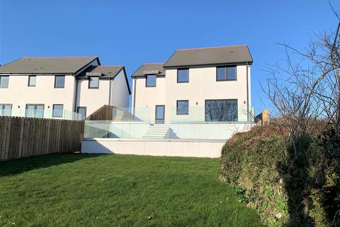 8 Quiller Couch Way, Fowey, PL23 1DN