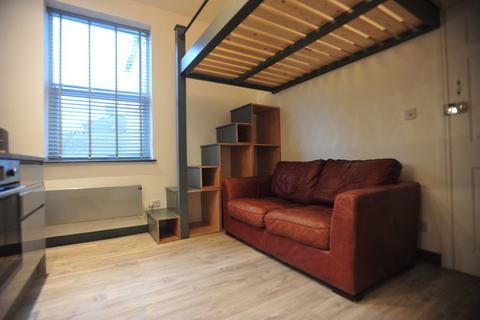 Studio to rent, Brighton BN2