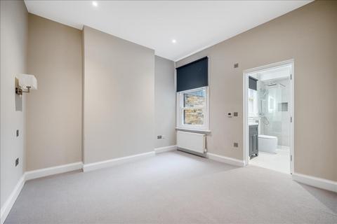 2 bedroom flat to rent, Quarrendon Street, Fulham, London, SW6