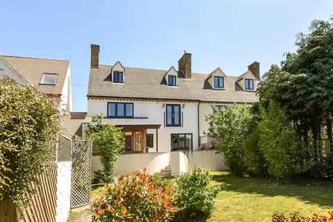 4 bedroom semi-detached house to rent, Stonesfield,  Witney,  OX29