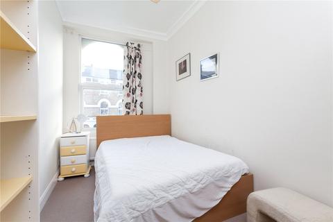 21b Digby Crescent, London, N4 2HS