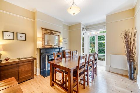5 Willcott Road, London, W3 9QX