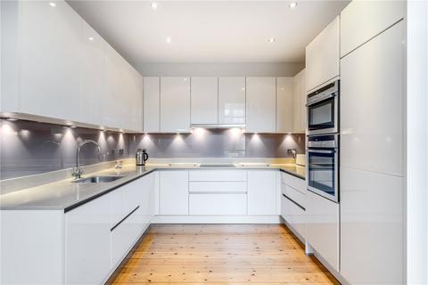 5 Willcott Road, London, W3 9QX