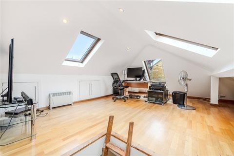 5 Willcott Road, London, W3 9QX