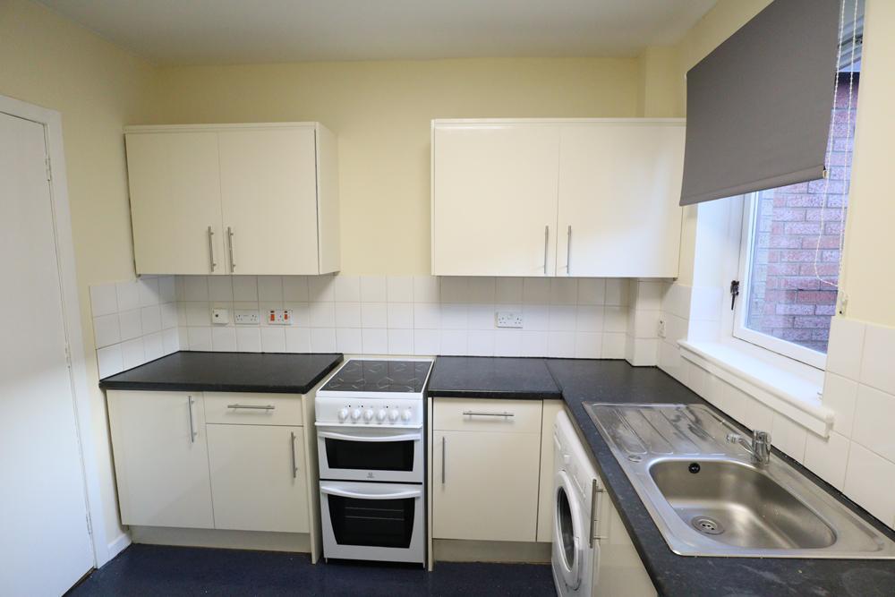 Kitchen (2)