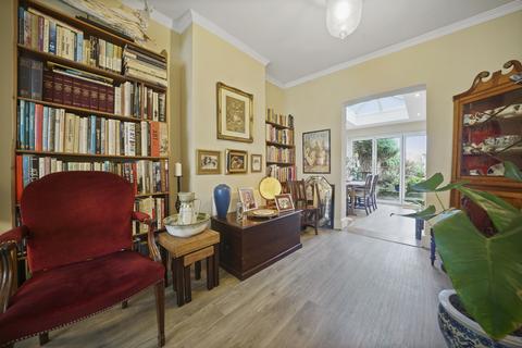 21 Station Road, London, W7 3JD