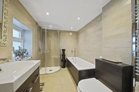 21 Station Road, London, W7 3JD