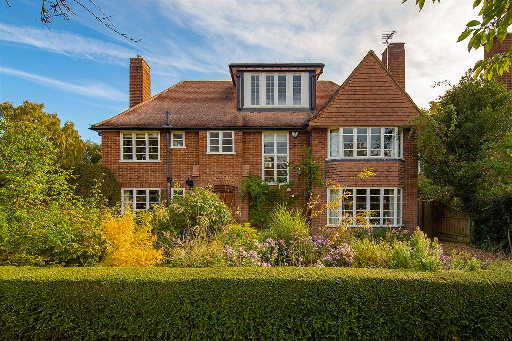 Barrow Road, Cambridge, CB2 5 bed detached house £2,950,000