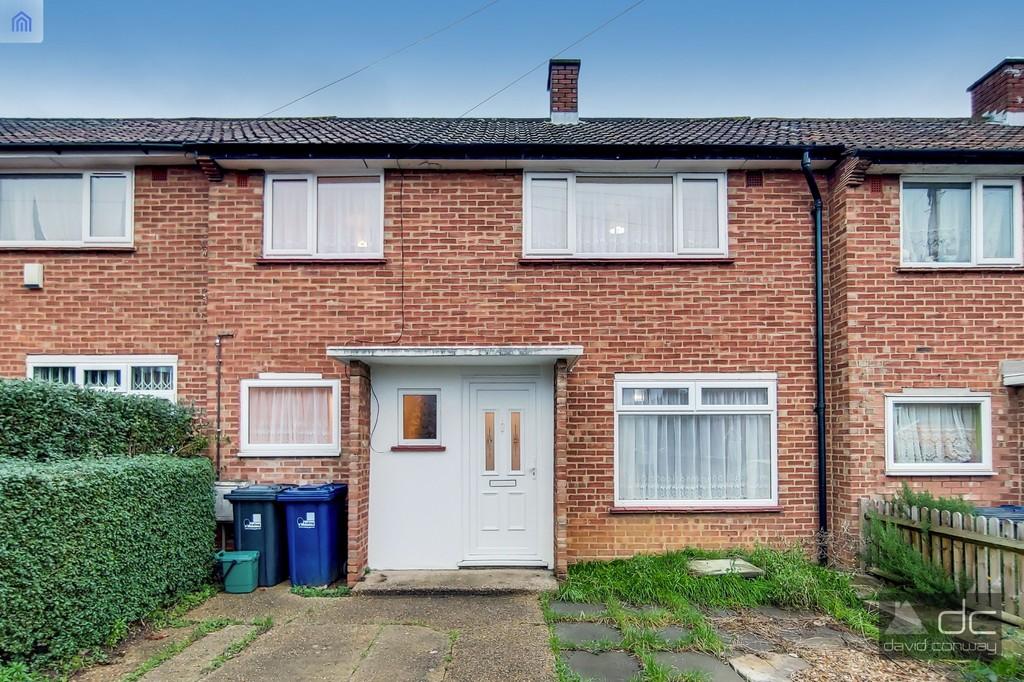 Kempton Avenue, Northolt, UB5 4HE 3 bed terraced house £1,650 pcm (£