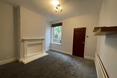 2 bedroom semi-detached house to rent, Onslow Road, Edgeley