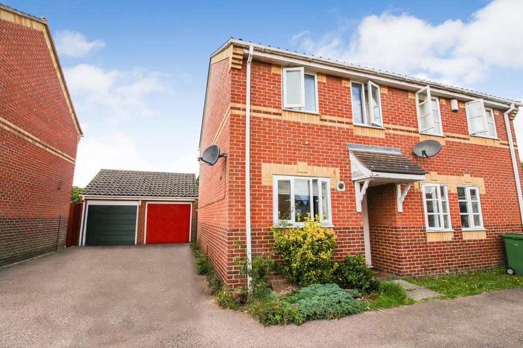 Association Way, Dussindale, Norwich 2 bed semidetached house £795 pcm (£183 pw)