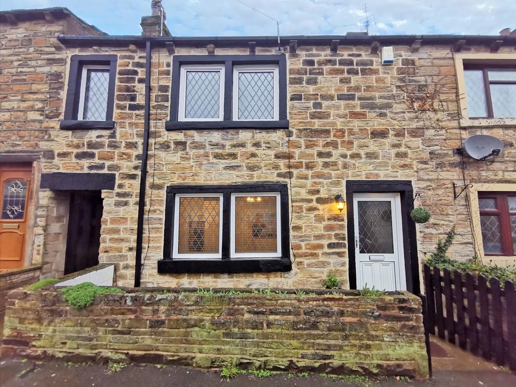 Moor Lane, Birkenshaw 3 bed terraced house £149,950
