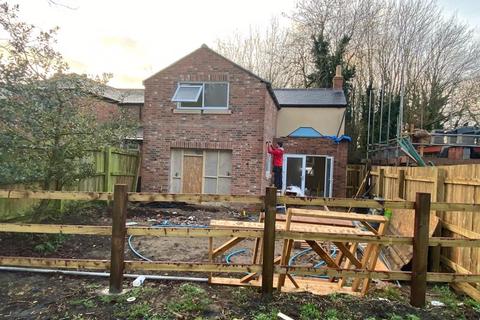 2 Wing Road, Manton, Oakham, LE15 8SZ