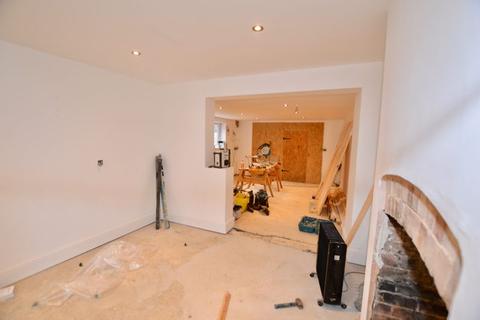 2 Wing Road, Manton, Oakham, LE15 8SZ