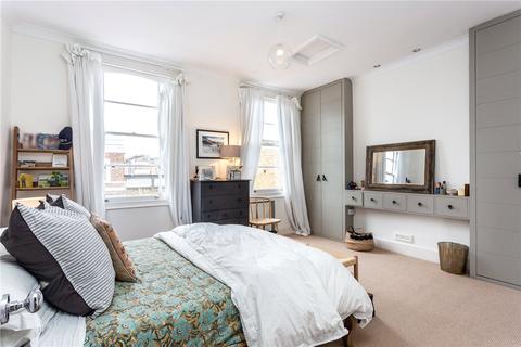 10 Coleman Fields, London, N1 7AG