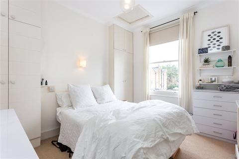 10 Coleman Fields, London, N1 7AG