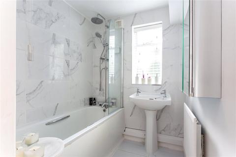 Flat A, 17 Ringcroft Street, London, N7 8ND