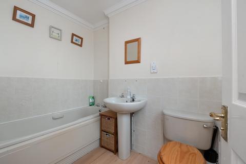 24 Moorfields, Raskelf, York, YO61 3UZ