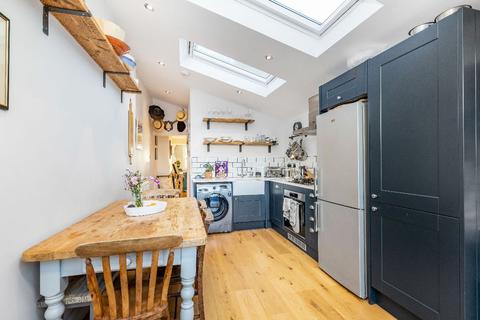 51 Railway Side, London, SW13 0PN
