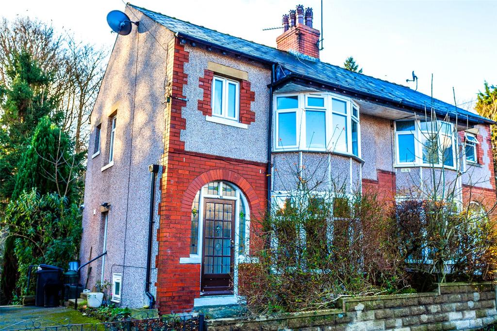 Rothwell Drive, Savile Park, HALIFAX, West Yorkshire, HX1 3 bed semidetached house £182,000