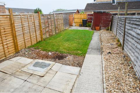 2 bedroom terraced house to rent, Laburnum, Bridgwater, TA6