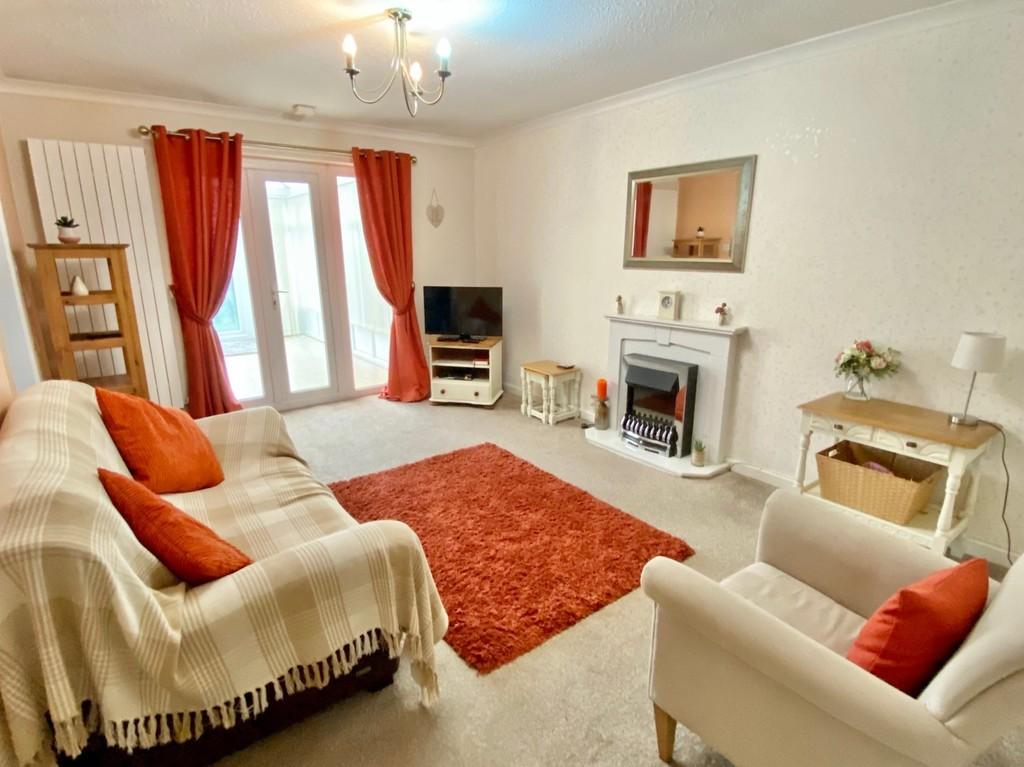 Tuttle Hill, Nuneaton 2 bed terraced bungalow £156,500