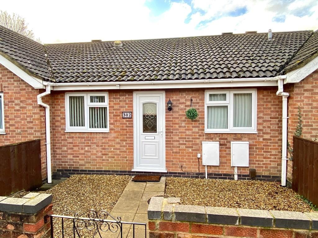 Tuttle Hill, Nuneaton 2 bed terraced bungalow £156,500