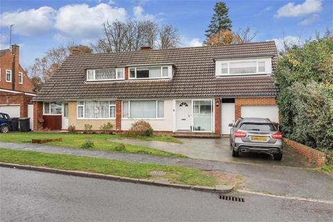 24 Fermor Way, Crowborough, TN6 3BD