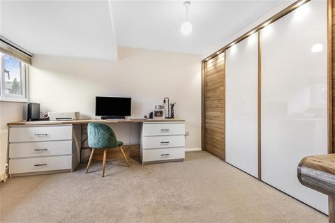 24 Fermor Way, Crowborough, TN6 3BD
