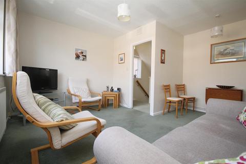 43 Millside, Carshalton, SM5 2BQ