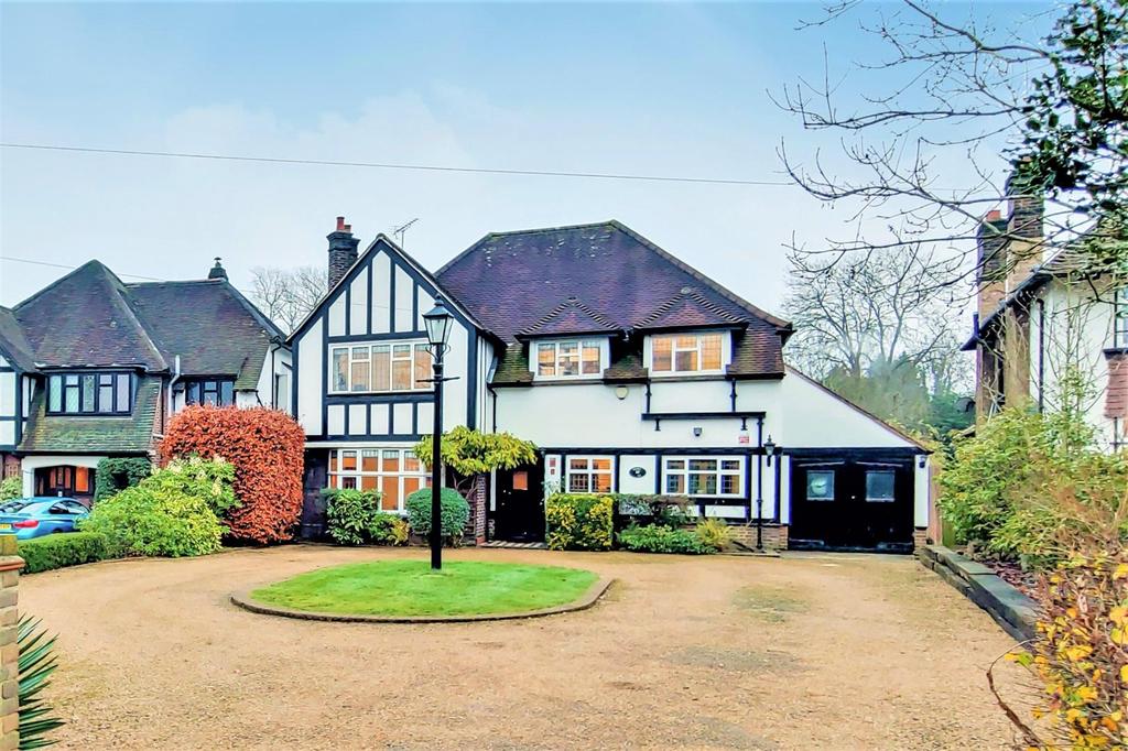 Downs Hill, Beckenham, BR3 4 bed detached house £1,400,000