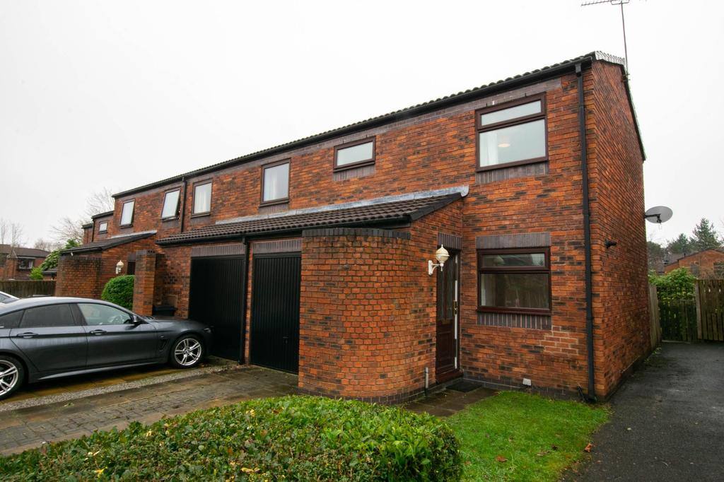 Northgate Avenue, Chester 2 bed terraced house £217,500