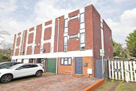 1a Jackson Road, Bromley, BR2 8NL