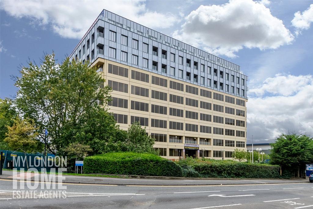 Westgate House, Ealing, W5 Studio £315,000