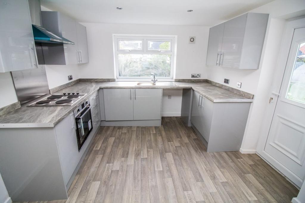 Kitchen 3