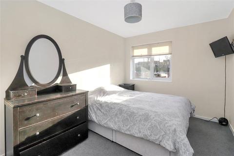 103 Jacketts Field, Abbots Langley, WD5 0EN