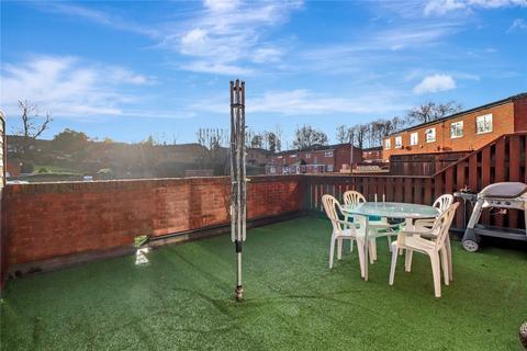 103 Jacketts Field, Abbots Langley, WD5 0EN