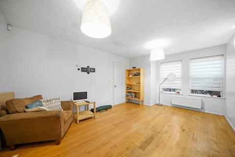 13 Mallard Close, London, W7 2PX