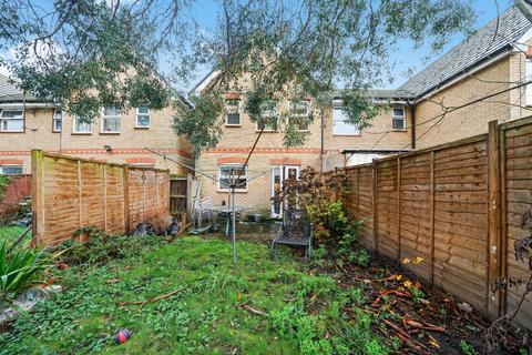 13 Mallard Close, London, W7 2PX