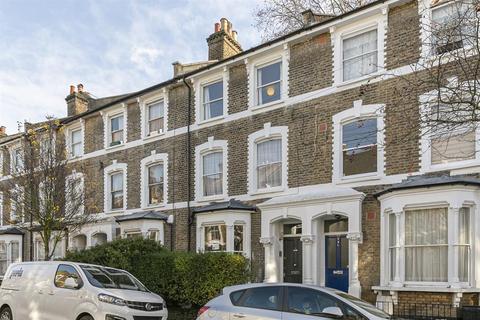 12 Reighton Road, London, E5 8SG