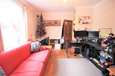 56b Durham Road, Manor Park, London, E12 5AX