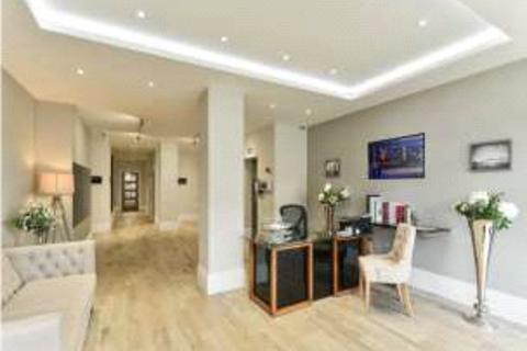 2 bedroom apartment for sale, Aldenham Road, Bushey, Hertfordshire, WD23