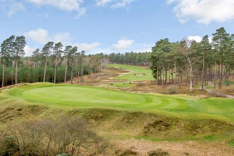 Marchwood Dukes Covert, Bagshot, GU19 5HU