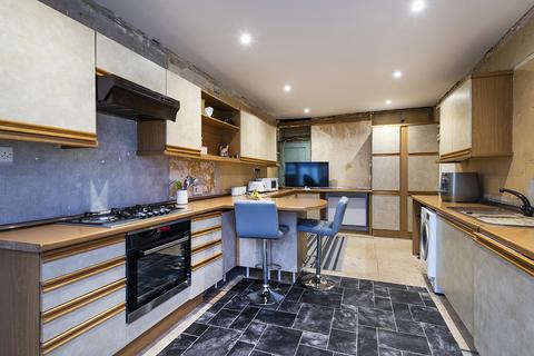 7 Dorcis Avenue, Bexleyheath, DA7 4RL
