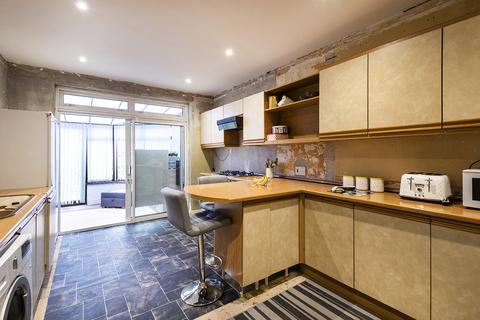 7 Dorcis Avenue, Bexleyheath, DA7 4RL