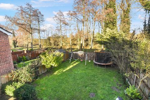 11 Canons Close, Thetford, IP24 3PW