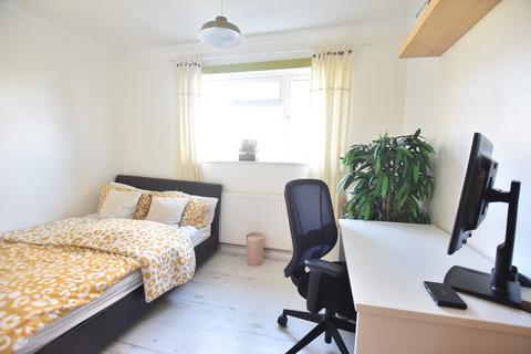 11 Canons Close, Thetford, IP24 3PW