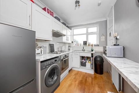4 Glassmill Lane, Bromley, BR2 0EJ