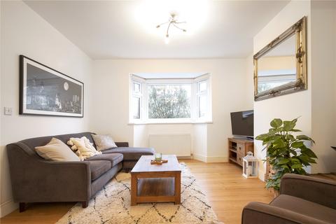 2 Bicester Road, Richmond, TW9 4QL
